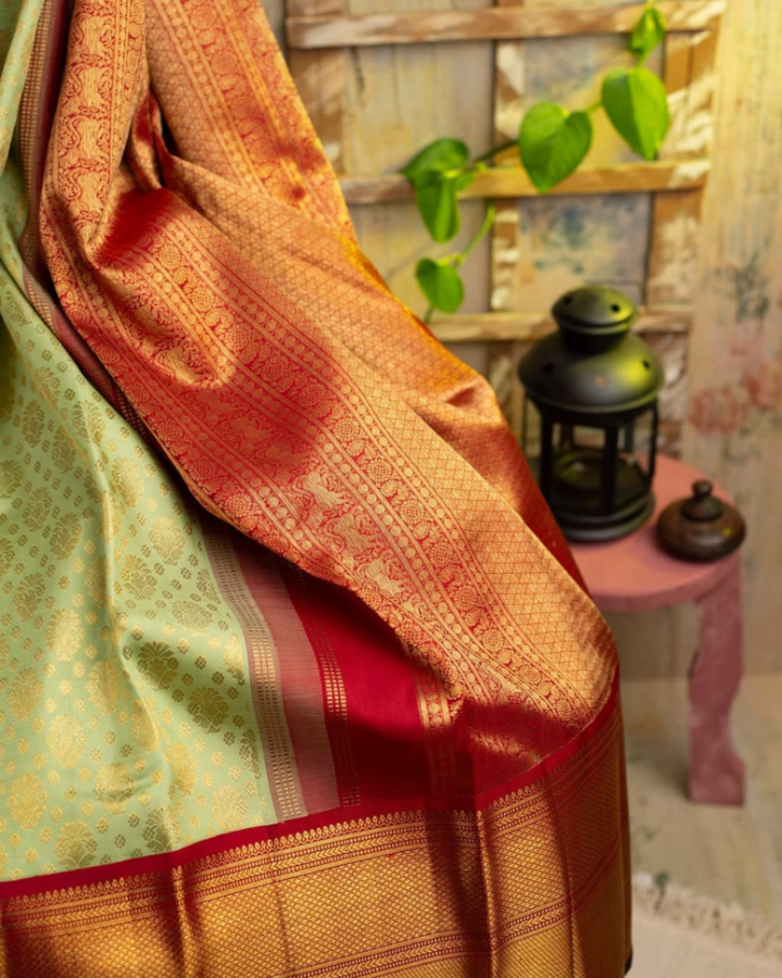 Ladaki Miniika Traditional Kanchi Soft Silk Saree With Attached Blouse