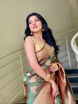 Vastravilla  Green Gold pallu Pure Soft Kanjiviram Silk Saree With Attached Blouse