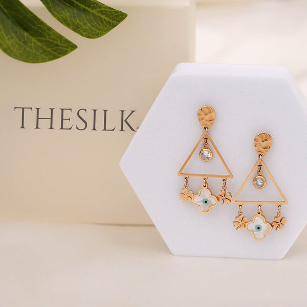 DAZZLE CLOVER 18K GOLD PLATED EARRINGS