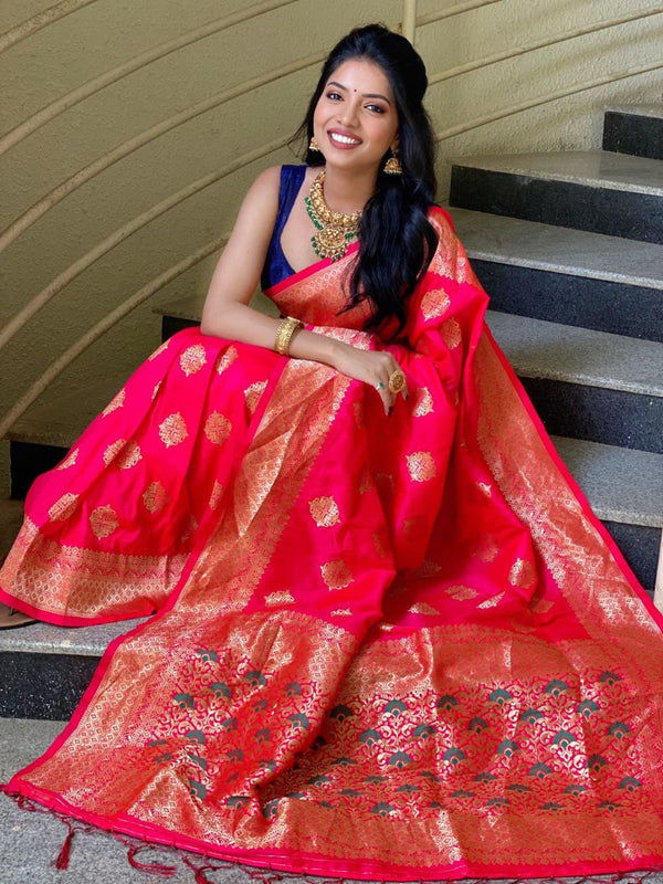 Vastravilla Red Butti Soft Silk Kanjiviram Silk Saree With Attached Blouse